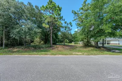 8410 Lucena St, Navarre, FL 32566 - Photo 9
