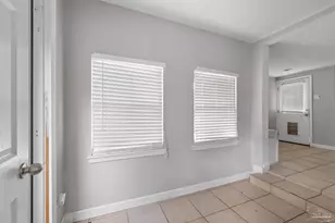 914 Scenic Hwy, Pensacola, FL 32503 - Photo 9
