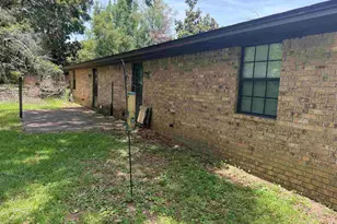 1469 E Johnson Ave, Pensacola, FL 32514 - Photo 3