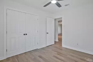 2743 Summertree Ln, Gulf Breeze, FL 32563 - Photo 23