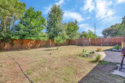 2743 Summertree Ln, Gulf Breeze, FL 32563 - Photo 45