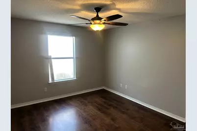 7630 Chablis Cir, Navarre, FL 32566 - Photo 5