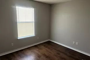 7630 Chablis Cir, Navarre, FL 32566 - Photo 11