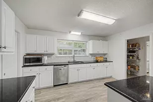 4984 Berkeley Forest Blvd, Gulf Breeze, FL 32563 - Photo 19
