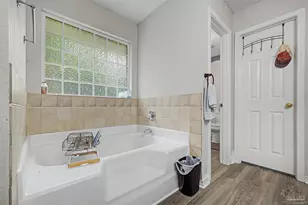 4984 Berkeley Forest Blvd, Gulf Breeze, FL 32563 - Photo 27