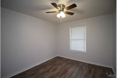 7679 Old Hickory Dr, Pensacola, FL 32507 - Photo 15