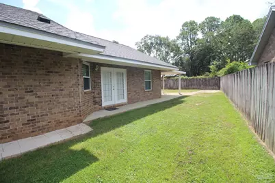 7679 Old Hickory Dr, Pensacola, FL 32507 - Photo 17