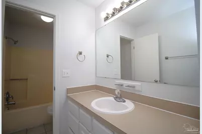 7679 Old Hickory Dr, Pensacola, FL 32507 - Photo 13
