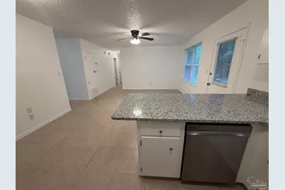 8104 Li Fair Dr, Pensacola, FL 32506 - Photo 9
