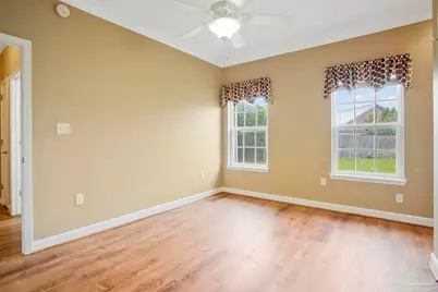 3848 Throne Ct, Milton, FL 32583 - Photo 27