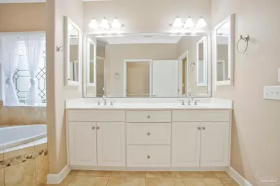 3848 Throne Ct, Milton, FL 32583 - Photo 41