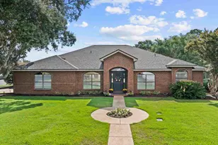 1188 Tiger Trace Blvd, Gulf Breeze, FL 32563 - Photo 1