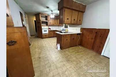 6383 Sunnyside Dr, Milton, FL 32583 - Photo 3