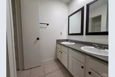 2303 W Michigan Ave #C2, Pensacola, FL 32526 - Photo 11