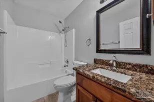 9939 Parker Lake Cir, Navarre, FL 32566 - Photo 25