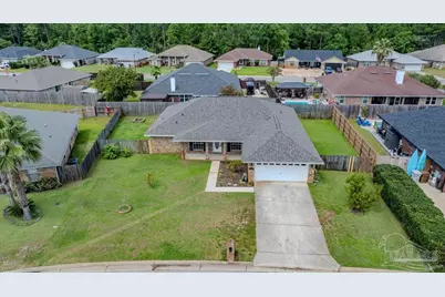 9939 Parker Lake Cir, Navarre, FL 32566 - Photo 33