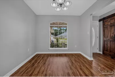9939 Parker Lake Cir, Navarre, FL 32566 - Photo 7
