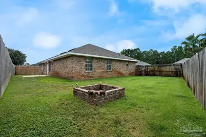 9939 Parker Lake Cir, Navarre, FL 32566 - Photo 31