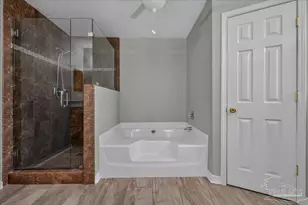 9939 Parker Lake Cir, Navarre, FL 32566 - Photo 21