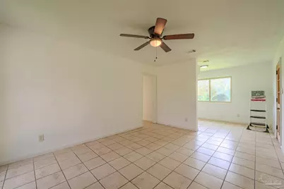 94 S Garfield Dr, Pensacola, FL 32506 - Photo 5