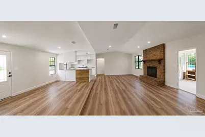 4301 Pace Ln, Milton, FL 32571 - Photo 5
