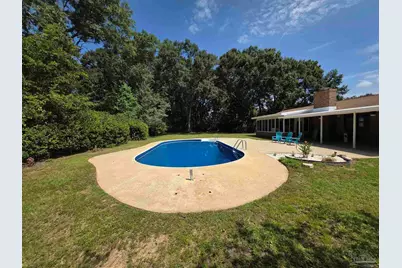 4301 Pace Ln, Milton, FL 32571 - Photo 9