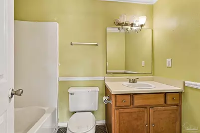 1355 Fairchild St, Pensacola, FL 32504 - Photo 13