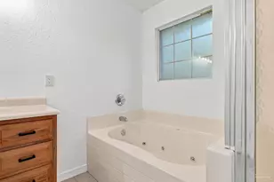 13321 Paradise Beach Pl, Pensacola, FL 32507 - Photo 17