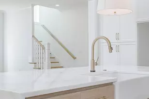 930 E Hernandez St, Pensacola, FL 32503 - Photo 11