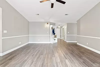 4894 Randee Cir, Pensacola, FL 32526 - Photo 9