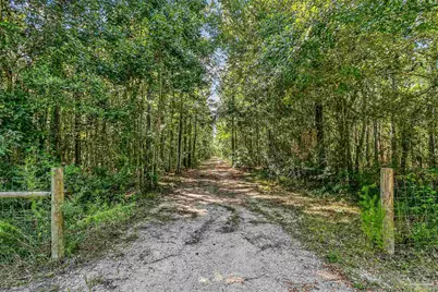 2032 Garcon Point Rd, Milton, FL 32583 - Photo 13