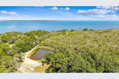 2032 Garcon Point Rd, Milton, FL 32583 - Photo 7