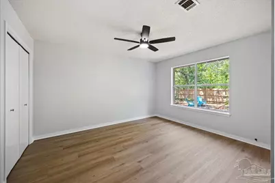 7412 St James Pl, Pensacola, FL 32506 - Photo 13