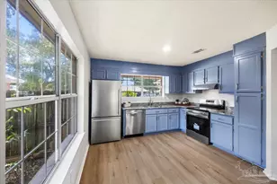 7412 St James Pl, Pensacola, FL 32506 - Photo 7