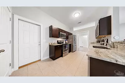 2009 Presidio St, Navarre, FL 32566 - Photo 7