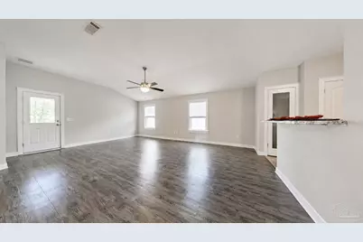 2009 Presidio St, Navarre, FL 32566 - Photo 11