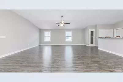 2009 Presidio St, Navarre, FL 32566 - Photo 13