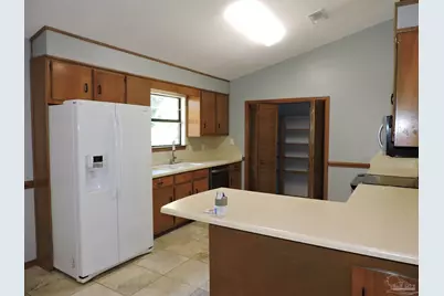 1270 Palisade Rd, Pensacola, FL 32504 - Photo 9