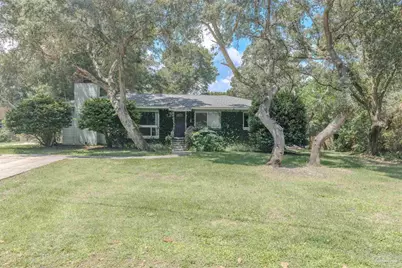 4 Cadiz St, Gulf Breeze, FL 32561 - Photo 1