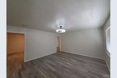 9440 Guidy Ln, Pensacola, FL 32514 - Photo 9