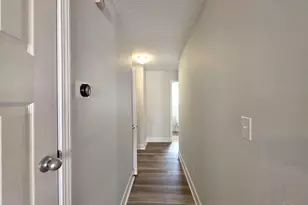 5008 Orlando Ct, Pensacola, FL 32526 - Photo 17