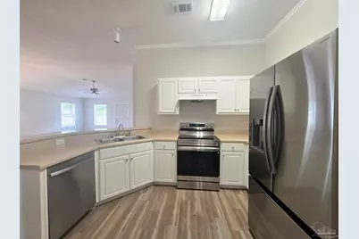5008 Orlando Ct, Pensacola, FL 32526 - Photo 5
