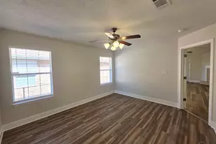 5008 Orlando Ct, Pensacola, FL 32526 - Photo 11