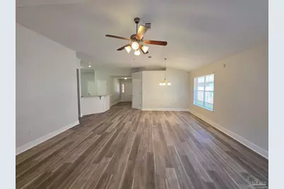 5008 Orlando Ct, Pensacola, FL 32526 - Photo 7