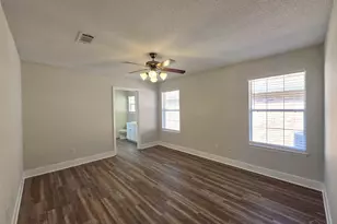 5008 Orlando Ct, Pensacola, FL 32526 - Photo 9