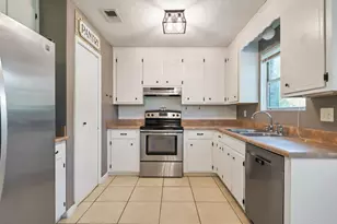 9831 Mobile Hwy, Pensacola, FL 32526 - Photo 7