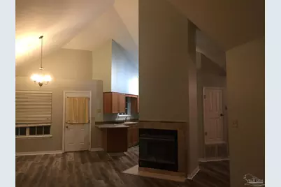 9404 Victoria Ln, Navarre, FL 32566 - Photo 7
