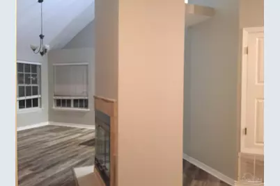 9404 Victoria Ln, Navarre, FL 32566 - Photo 3