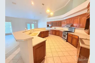 7934 Castle Pointe Way, Pensacola, FL 32506 - Photo 3
