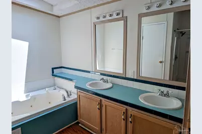 4373 Avalon Blvd, Milton, FL 32583 - Photo 5